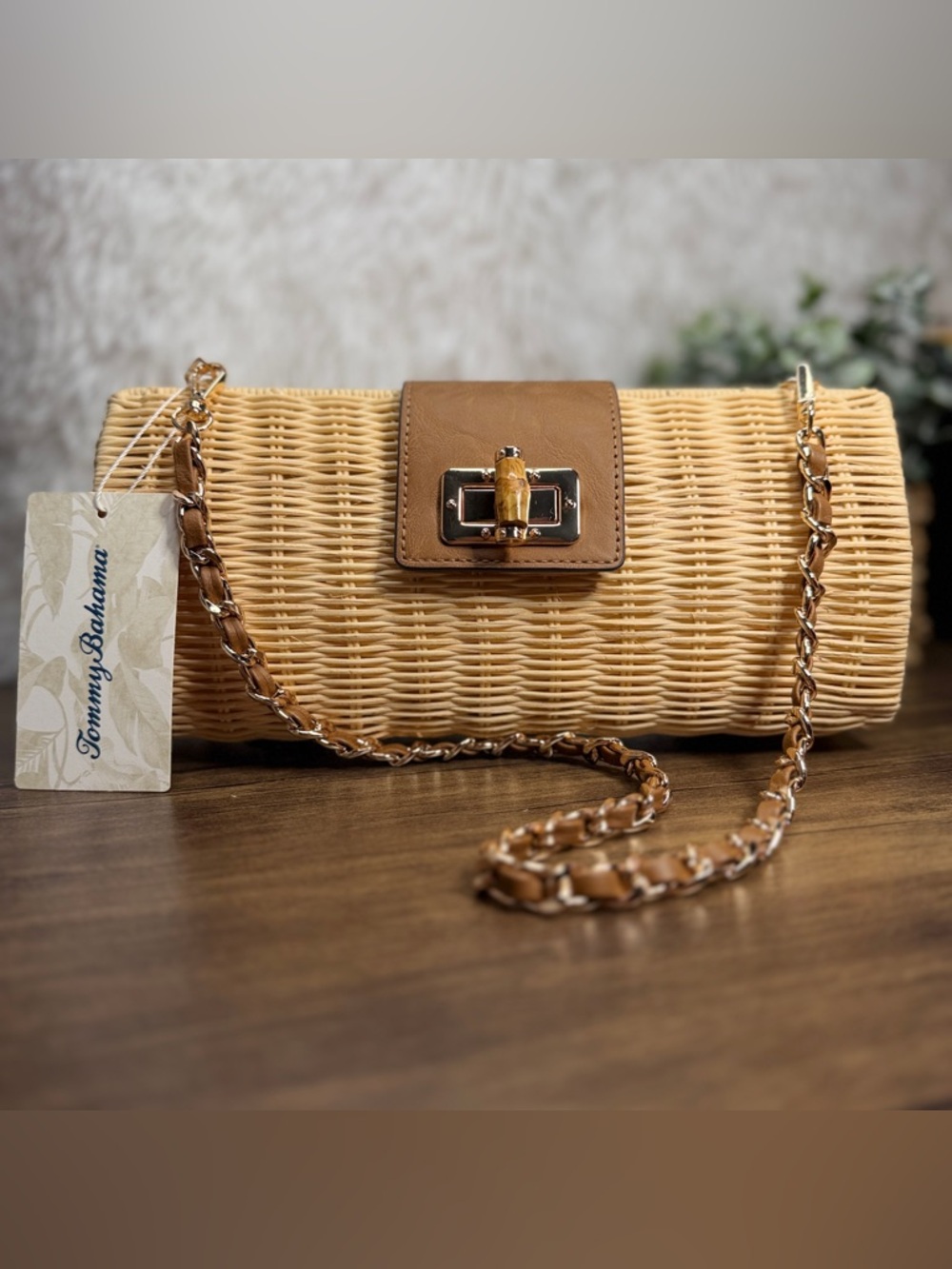 Tommy Bahama Woven Summer Bag - Picture 8 of 8